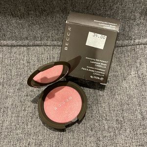 Becca Luminous Blush in Camellia